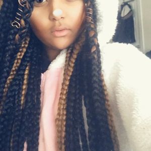 Meet your Posher, Crystal